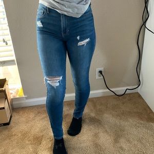 Hollister jeans